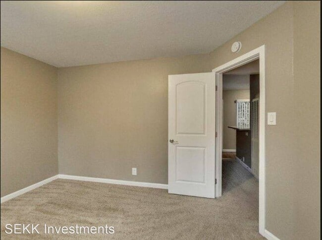 Building Photo - 1 br, 1 bath Apartment - 658 Cherry Way