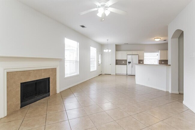 Foto del edificio - 17902 Scenic Oaks Dr
