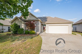 Building Photo - 205 Stonehaven Trace