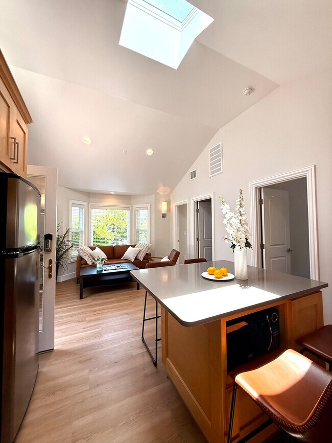 Foto del edificio - 10699 Larry Way