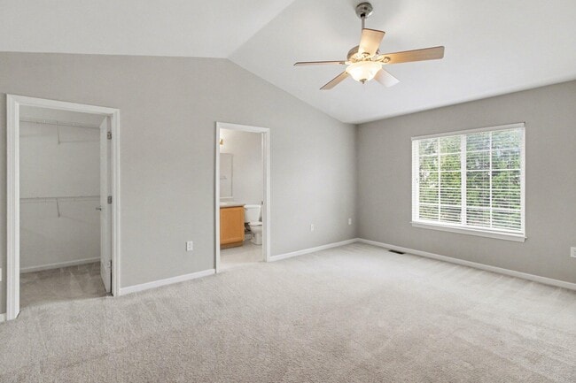 Building Photo - 41785 Mitchell Rd