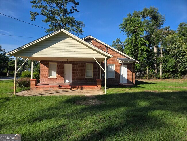 Building Photo - 701 Green St