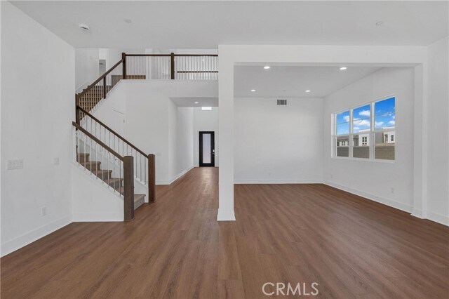 Foto del edificio - 27510 Elderberry Dr