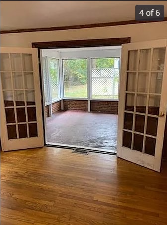 Primary Photo - 108 Pine St