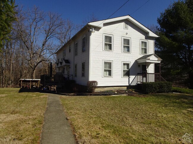 Building Photo - 167 NY-23