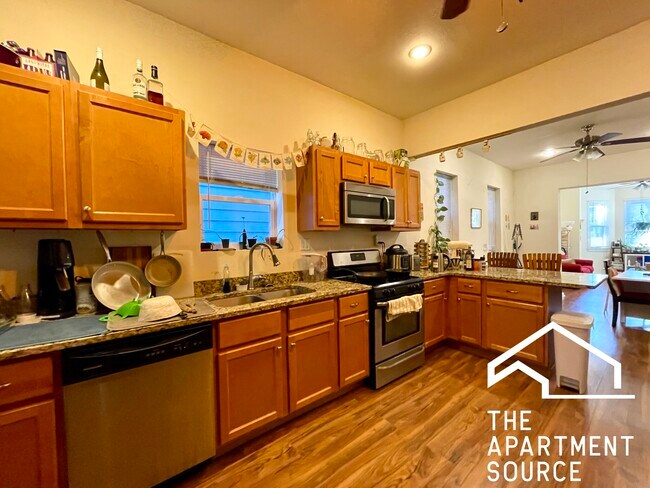 Foto del edificio - 1921 N Francisco Ave