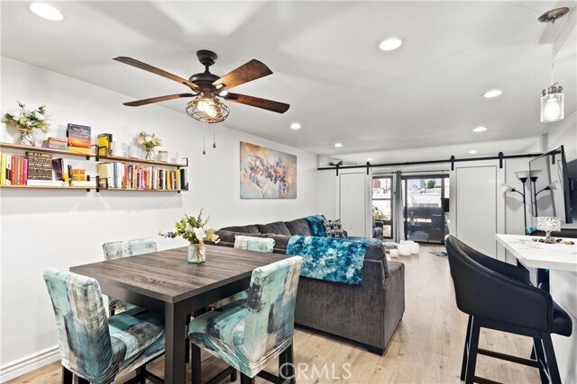 Foto del edificio - 7740 Redlands St