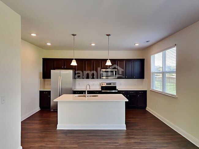 Building Photo - 4310 Effie Seward Dr