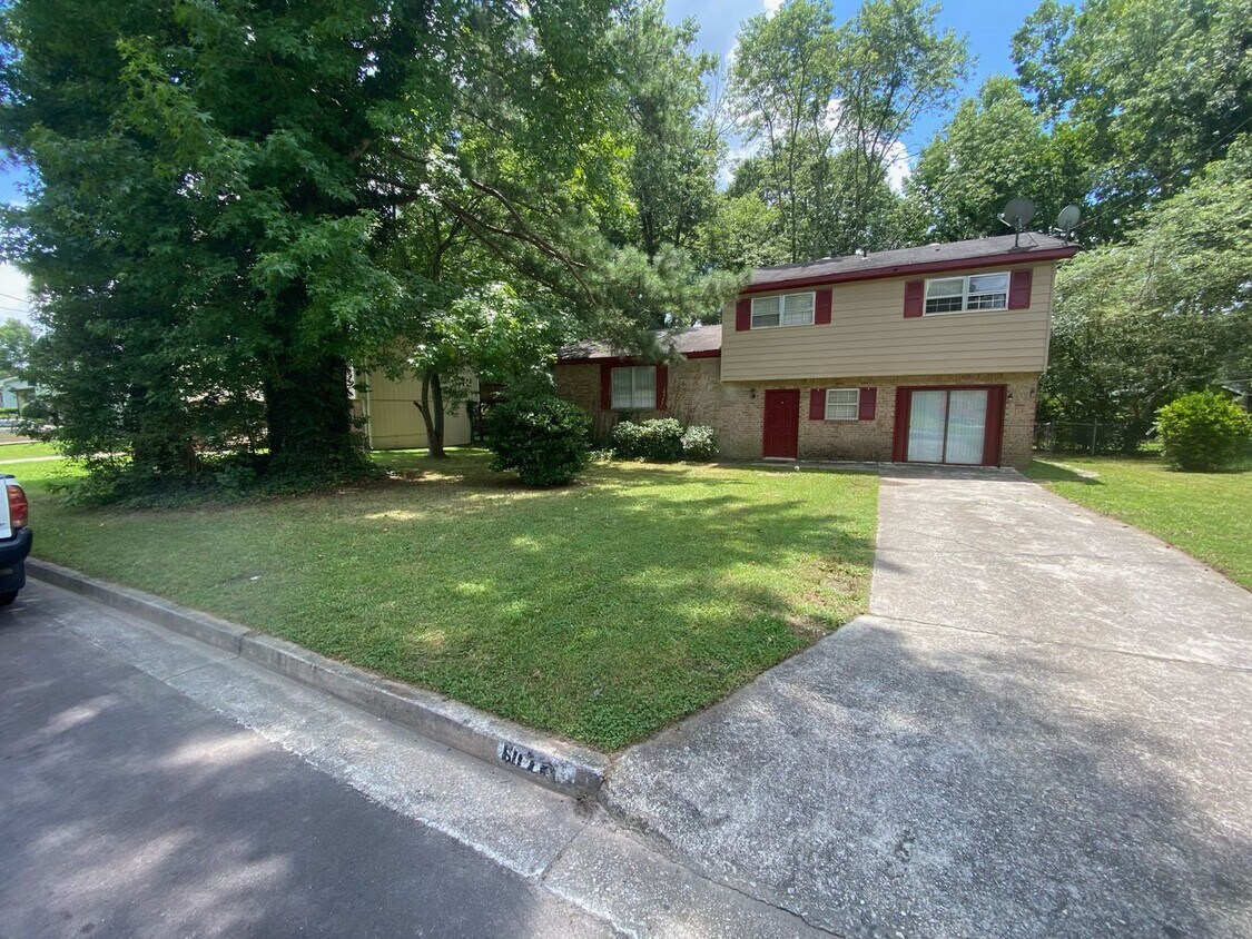4 Bedroom Home In College Park , GA House Rental in College Park, GA