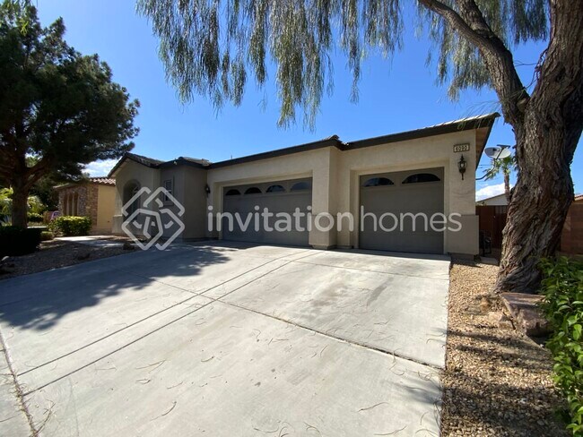 Foto del edificio - 6090 Sabine Ranch Rd