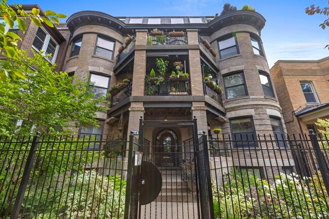 Building Photo - 5219 N Winthrop Ave