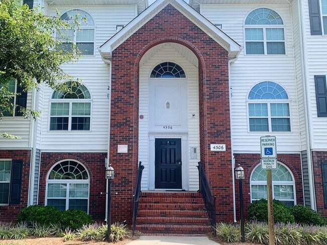 Building Photo - 4306 Timberbrooke Dr