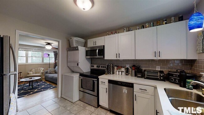 Building Photo - 2515 Ricky Cir
