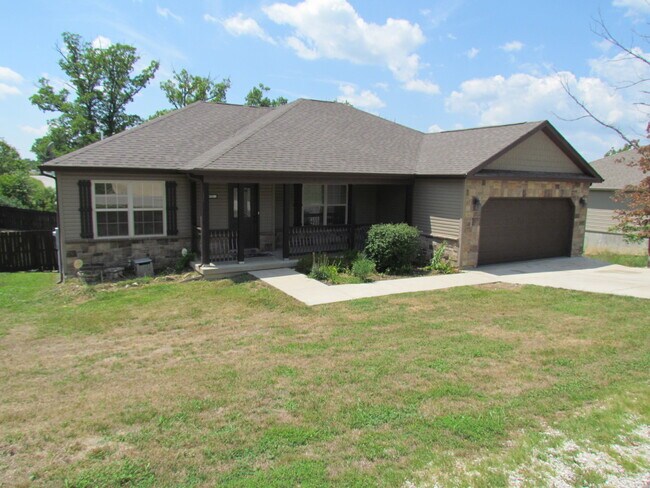 Foto del edificio - AVAILABLE!!!