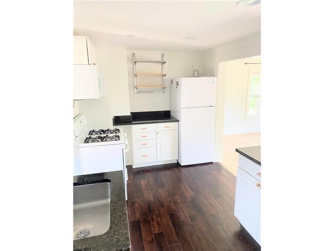 Foto del edificio - 2302 6th St NE