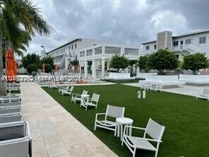 Foto del edificio - 6453 NW 102nd Path
