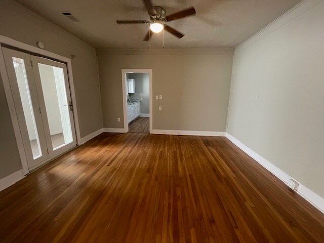 Foto del edificio - 2204 S Greenwood Ave