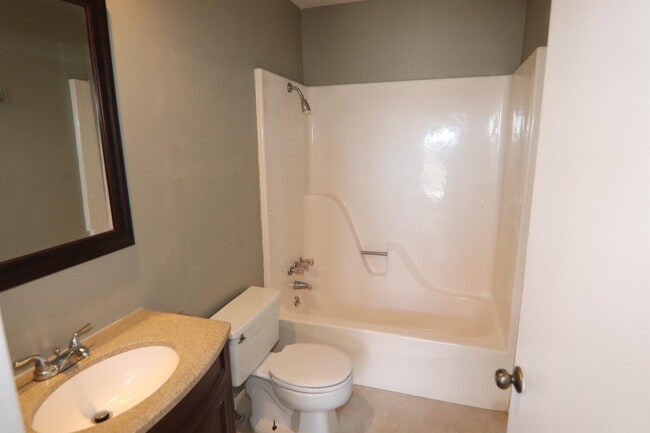 Foto del edificio - 1021 Park Meadow Dr