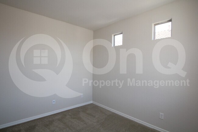 Foto del edificio - 7041 W Coles Rd