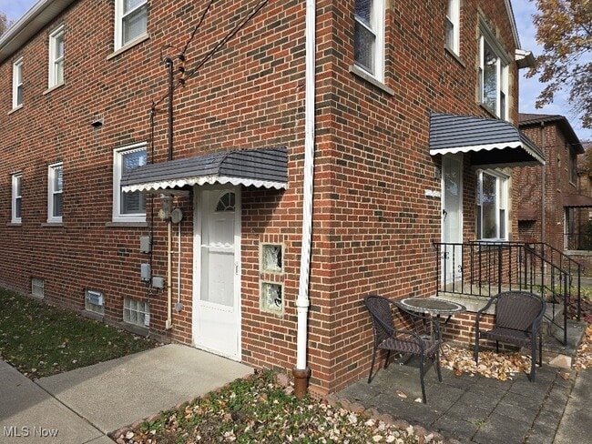 Foto del edificio - 2314 Westmoor Rd