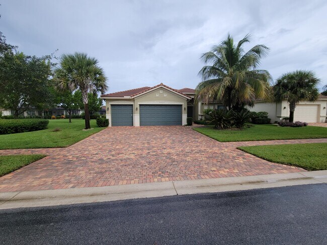 Building Photo - 9471 Isles Cay Dr