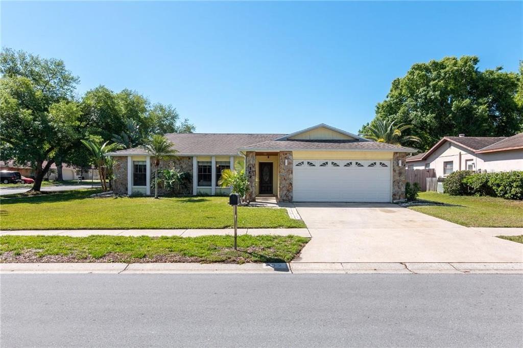 102 Peacock Cir, Safety Harbor, FL 34695 House Rental in Safety