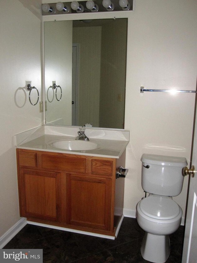 Foto principal - 9150 Gracious End Ct