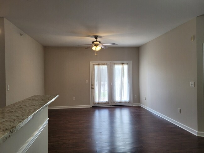 Foto del edificio - 9809 Hyde Glen Ct