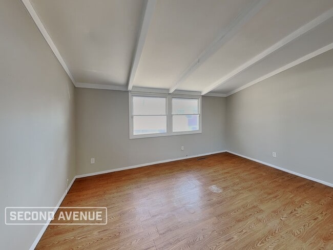 Building Photo - 4007 E 45th St