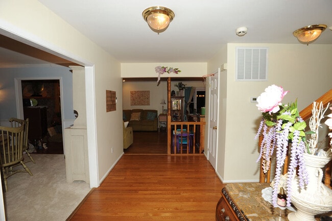 Foto del edificio - 2788 Pinewood Dr