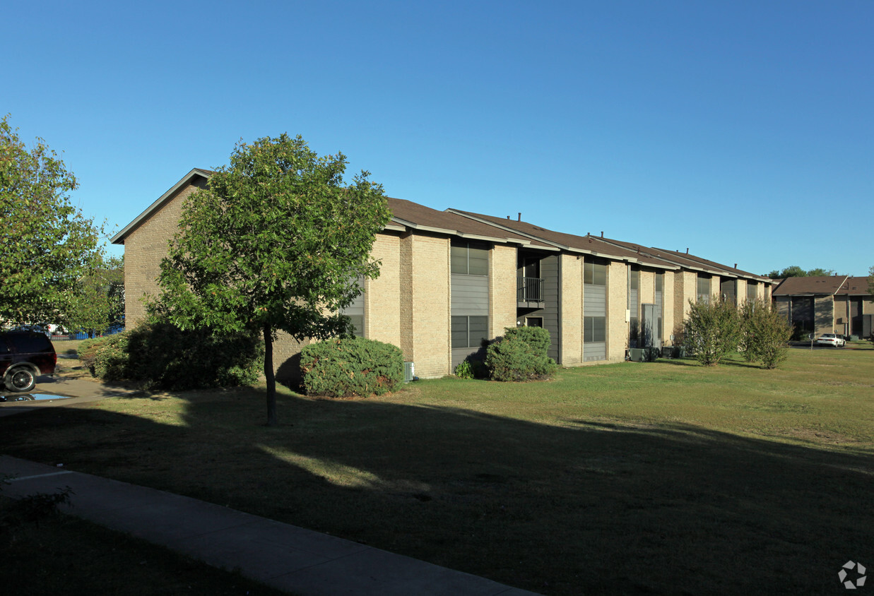 Prairie Ridge Apartments - Prairie Ridge