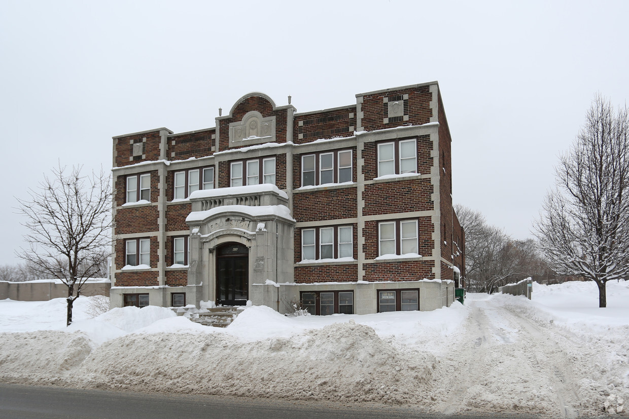 Apartments Lake Ave Rochester Ny