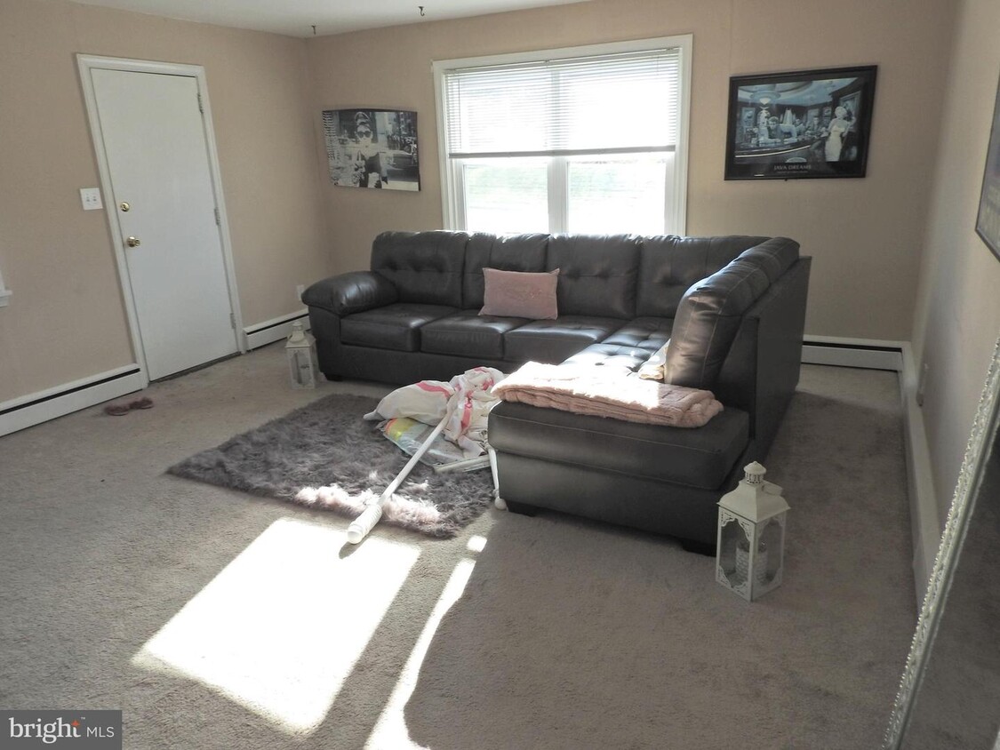 Foto principal - 1409 West Chester Pike