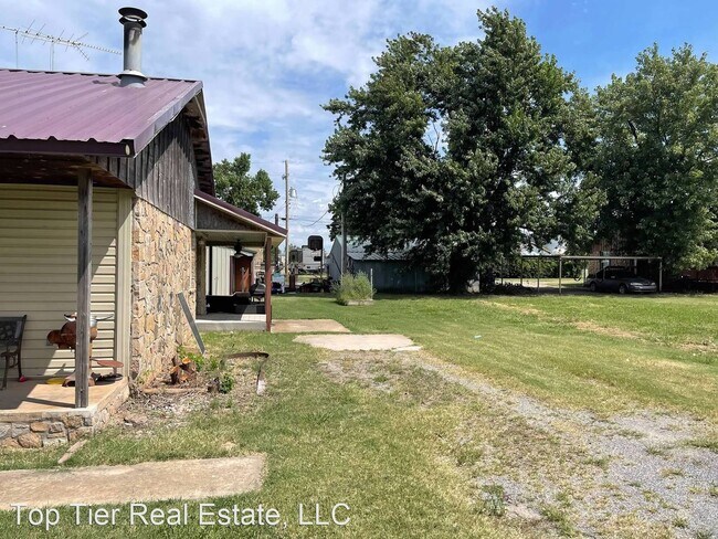 Foto del edificio - 3 br, 2 bath House - 405 5th St