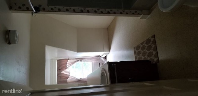 Building Photo - 1 br, 1 bath Apartment - 41 WESTFORD ST