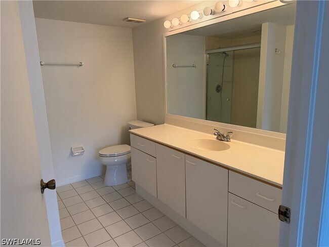 Building Photo - 7755 Jewel Ln