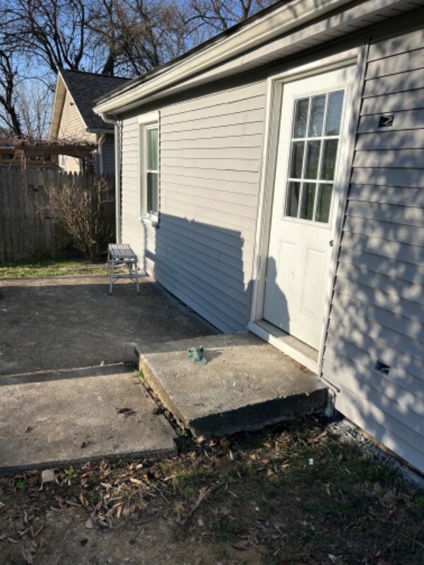 Foto del edificio - 811 W 8th St