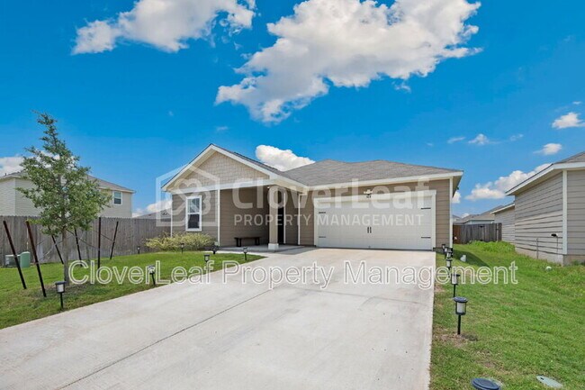 Foto del edificio - 368 Wren Ln