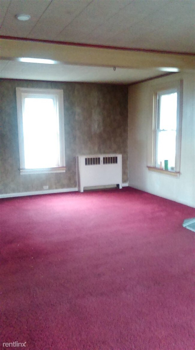 Building Photo - 4 br, 1.5 bath House - 1200 Thurman St