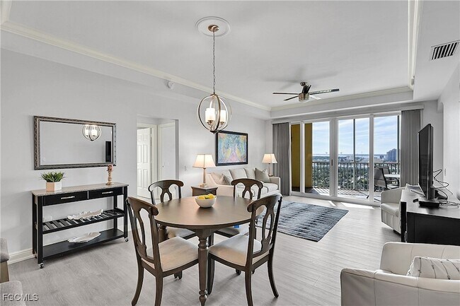 Foto del edificio - 2743 First St