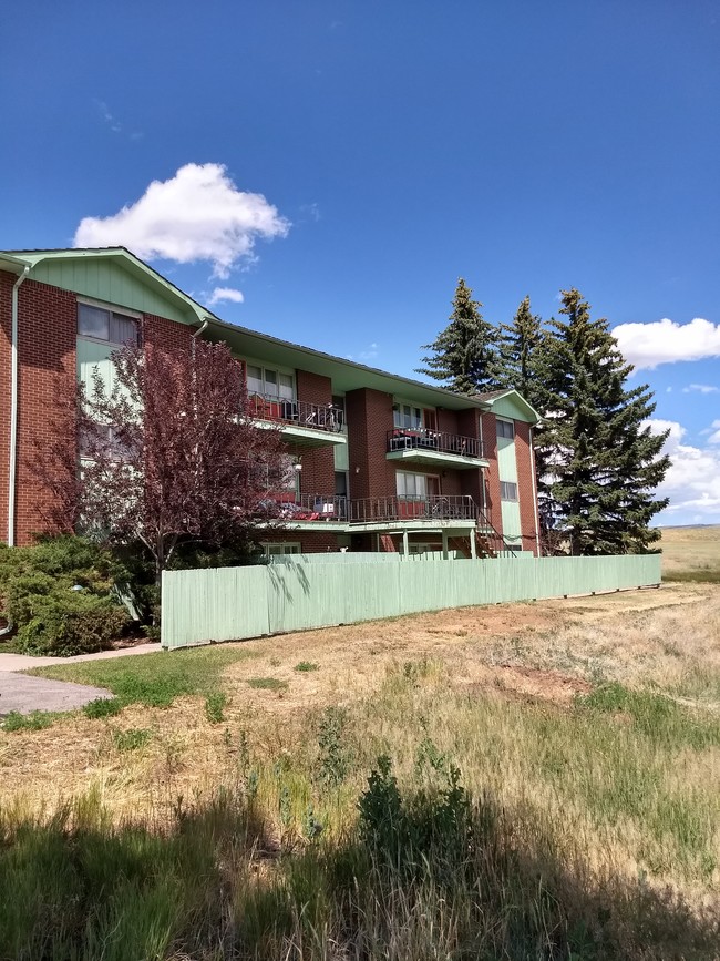 Building Photo - 875 N 15th St