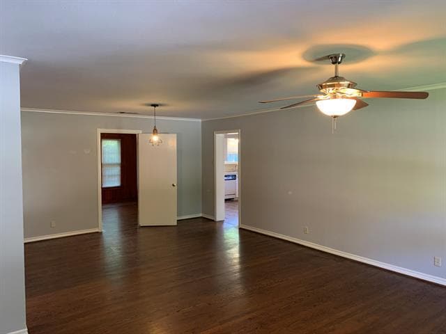 Building Photo - 6902 E Mockingbird Ln
