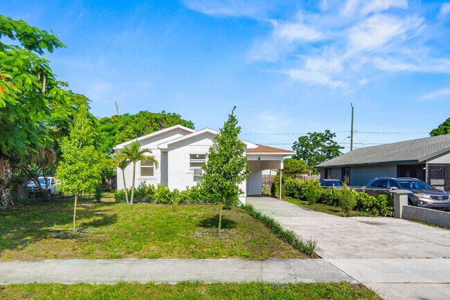 Foto del edificio - 230 SW 6th Ave