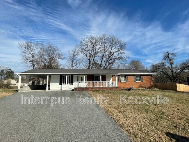 Foto del edificio - 724 Waco Rd NW