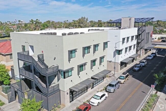 Foto del edificio - El Rancho Del Sol