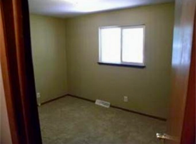 1514 N 63 Pl Unit 1514 N 63rd Place, Kansas City, KS 66102 | Apartments.com