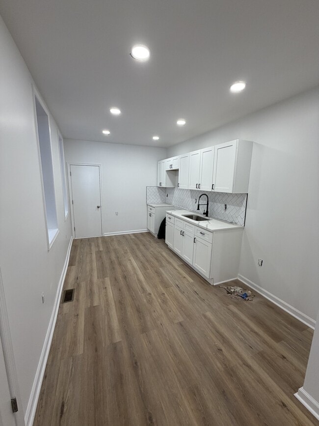 Building Photo - 2631 N Napa St