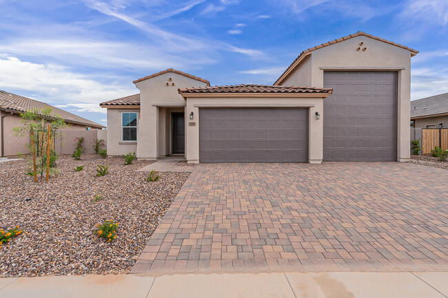 Building Photo - 1194 E Crestridge Dr