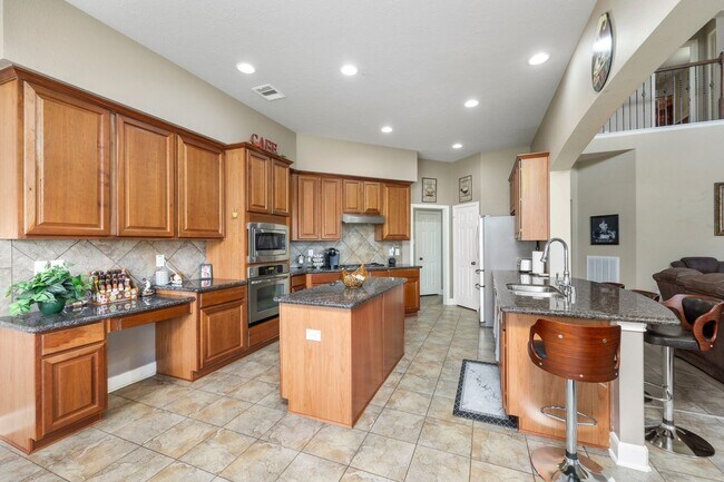 Foto del edificio - Stunning 6BR House in Houston