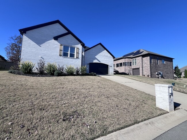 Foto del edificio - 8817 Stillwater Rd